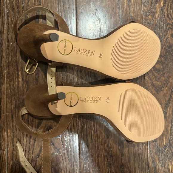 Ralph Lauren Tan Suede Heels never worn - Picture 4 of 5